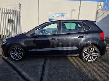 Used Volkswagen Polo 2016 for sale - 76923785: Photo