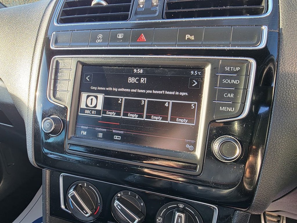 Used Volkswagen Polo 2016 for sale - 76923785: Photo 31