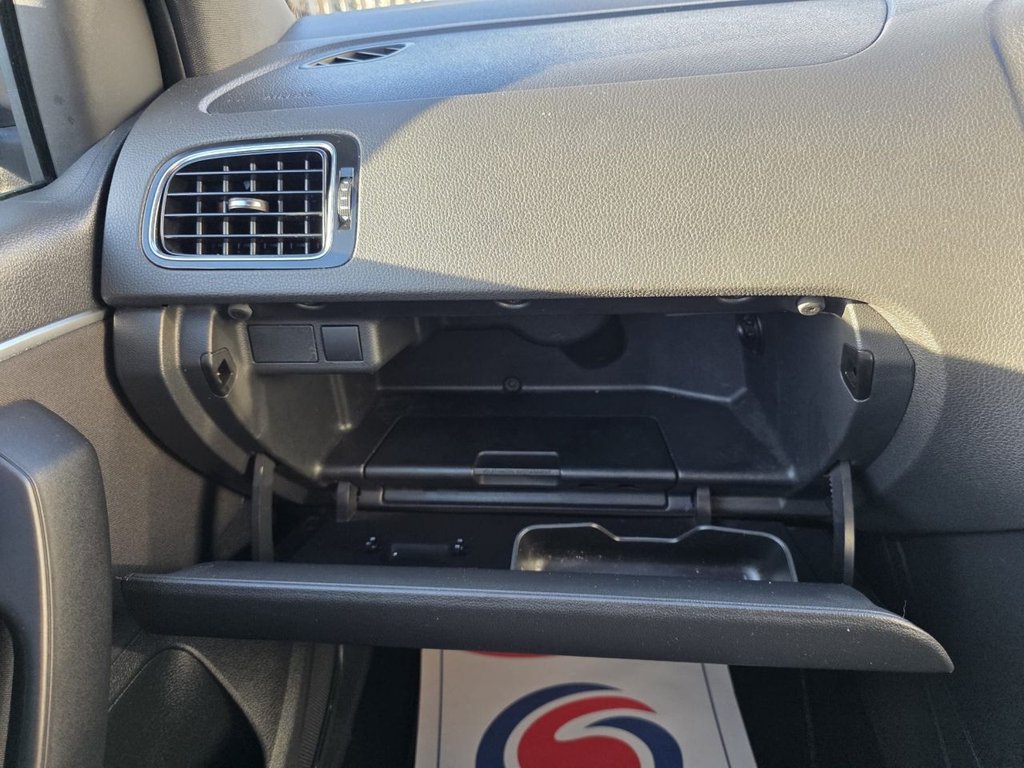 Used Volkswagen Polo 2016 for sale - 76923785: Photo 41