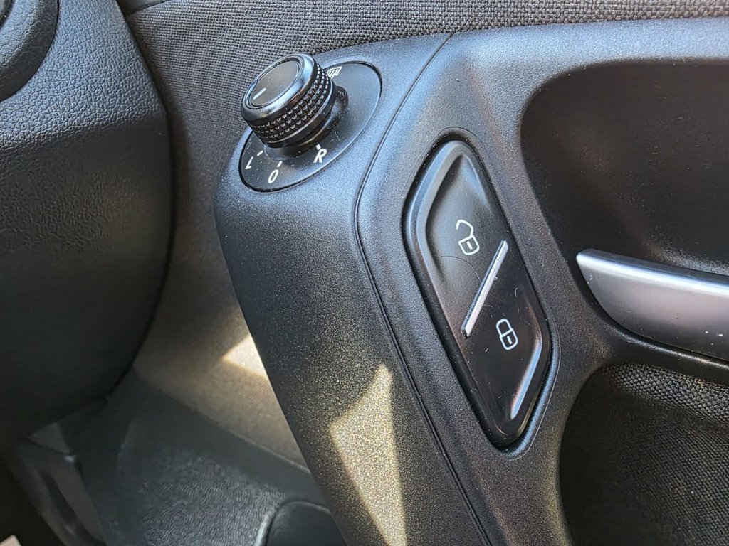 Used Volkswagen Polo 2016 for sale - 76923785: Photo 49