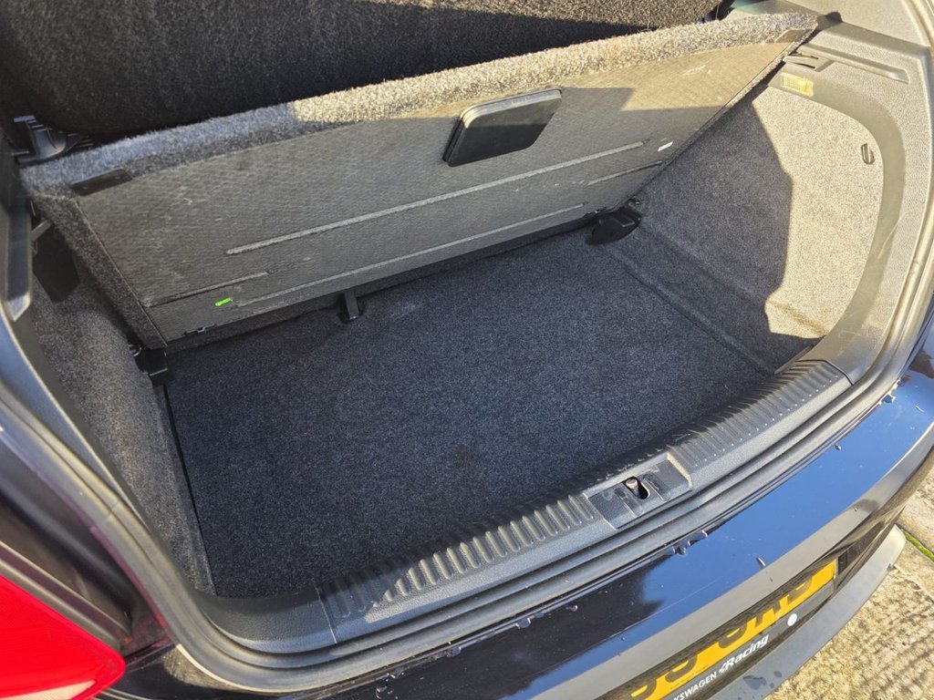 Used Volkswagen Polo 2016 for sale - 76923785: Photo 8