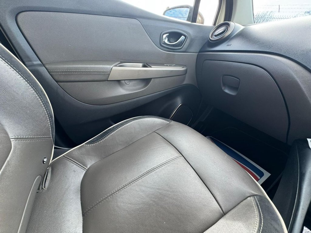 Used Renault Captur 2016 for sale - 77810036: Photo 40