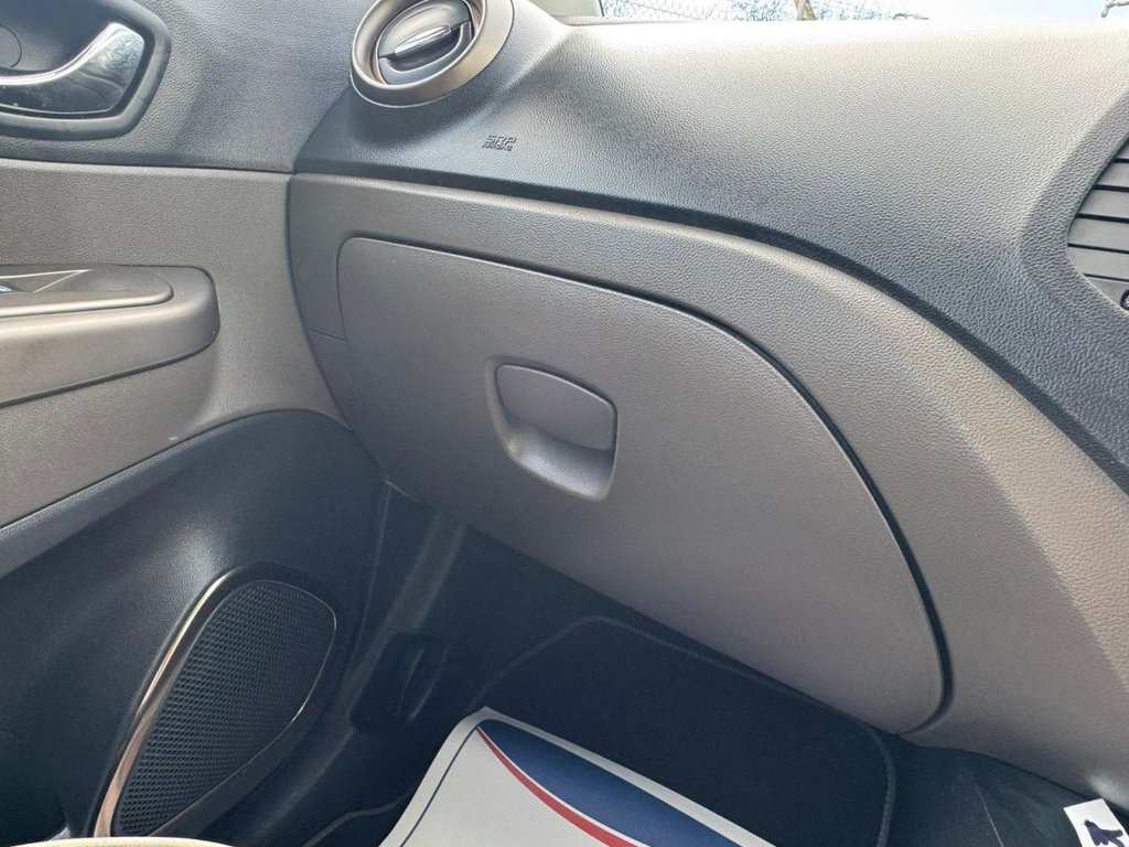 Used Renault Captur 2016 for sale - 77810036: Photo 41