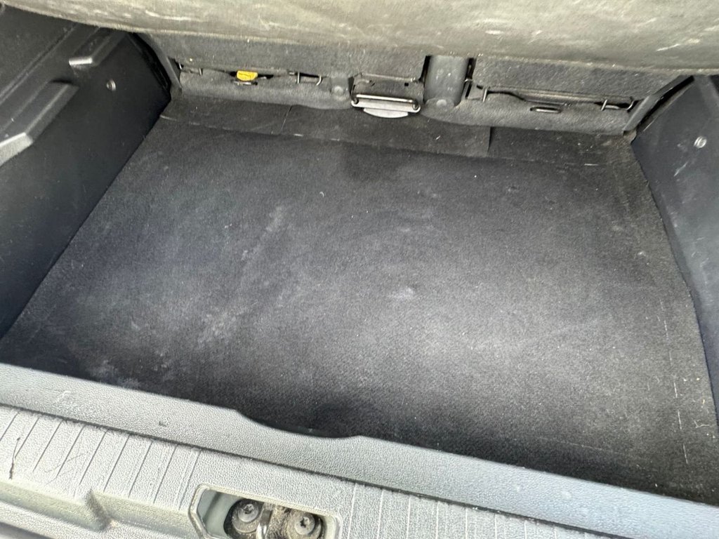 Used Renault Captur 2016 for sale - 77810036: Photo 8