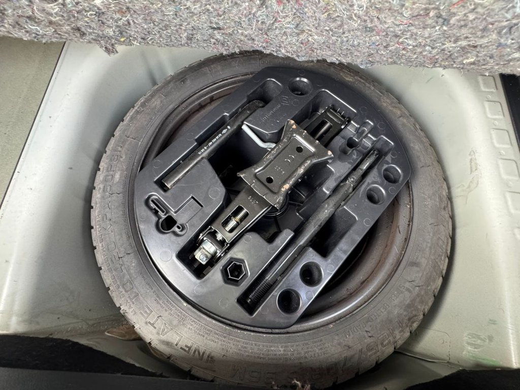 Used Renault Captur 2016 for sale - 77810036: Photo 9