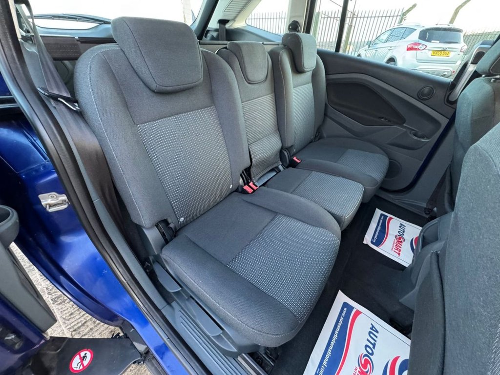 Used Ford Grand C-Max 2014 for sale - 76950587: Photo 17