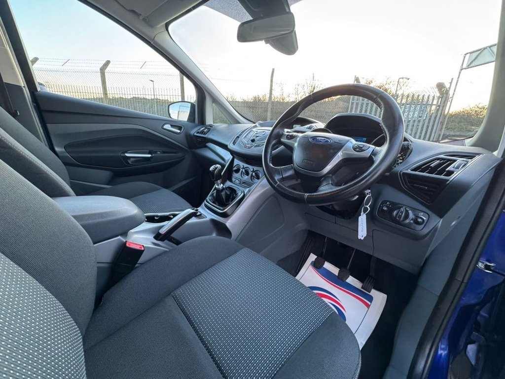 Used Ford Grand C-Max 2014 for sale - 76950587: Photo 37