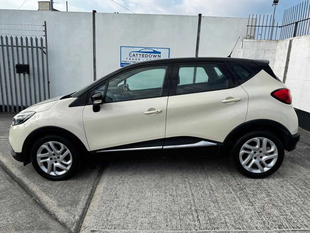 Used Renault Captur 2015 for sale - 77967192: Photo 2