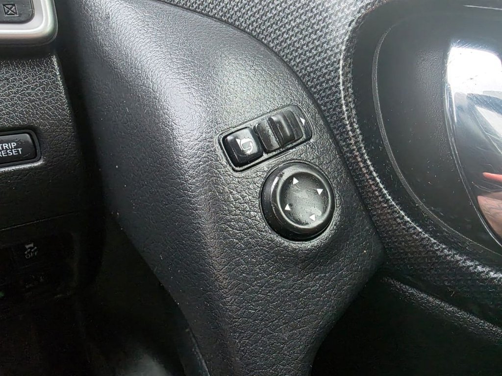 Used Nissan X-Trail 2015 for sale - 77249829: Photo 41