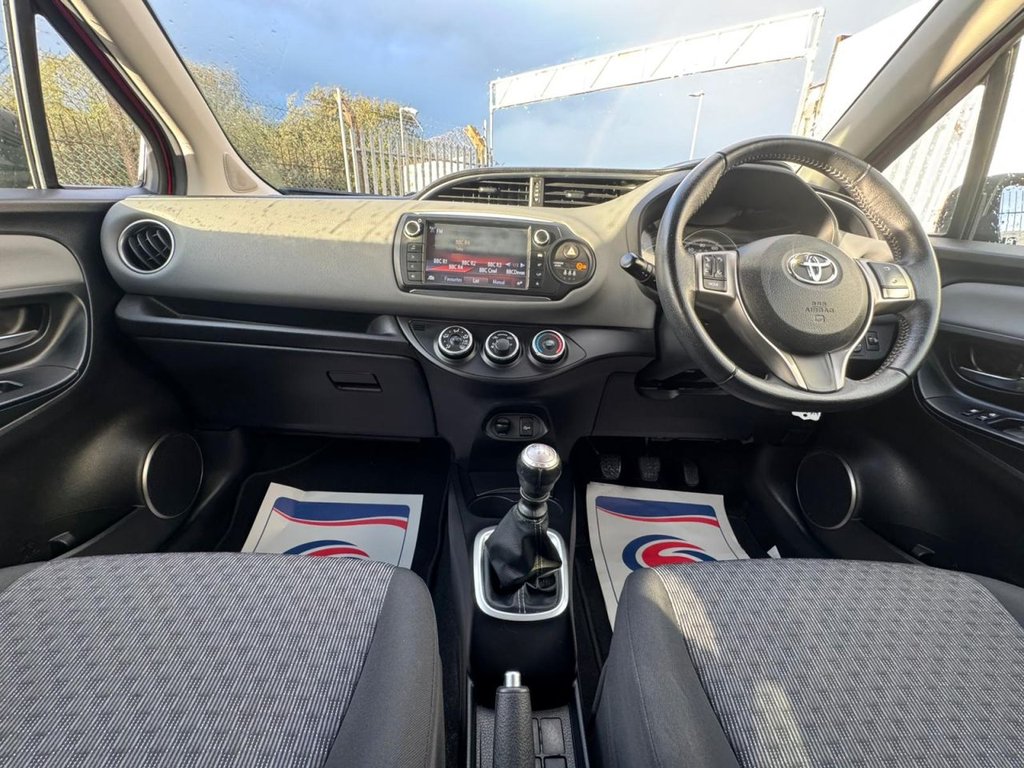 Used Toyota Yaris 2015 for sale - 76345495: Photo 18