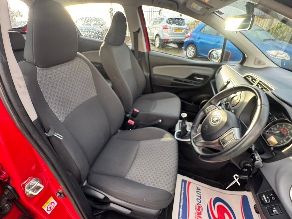 Used Toyota Yaris 2015 for sale - 76345495: Photo 40
