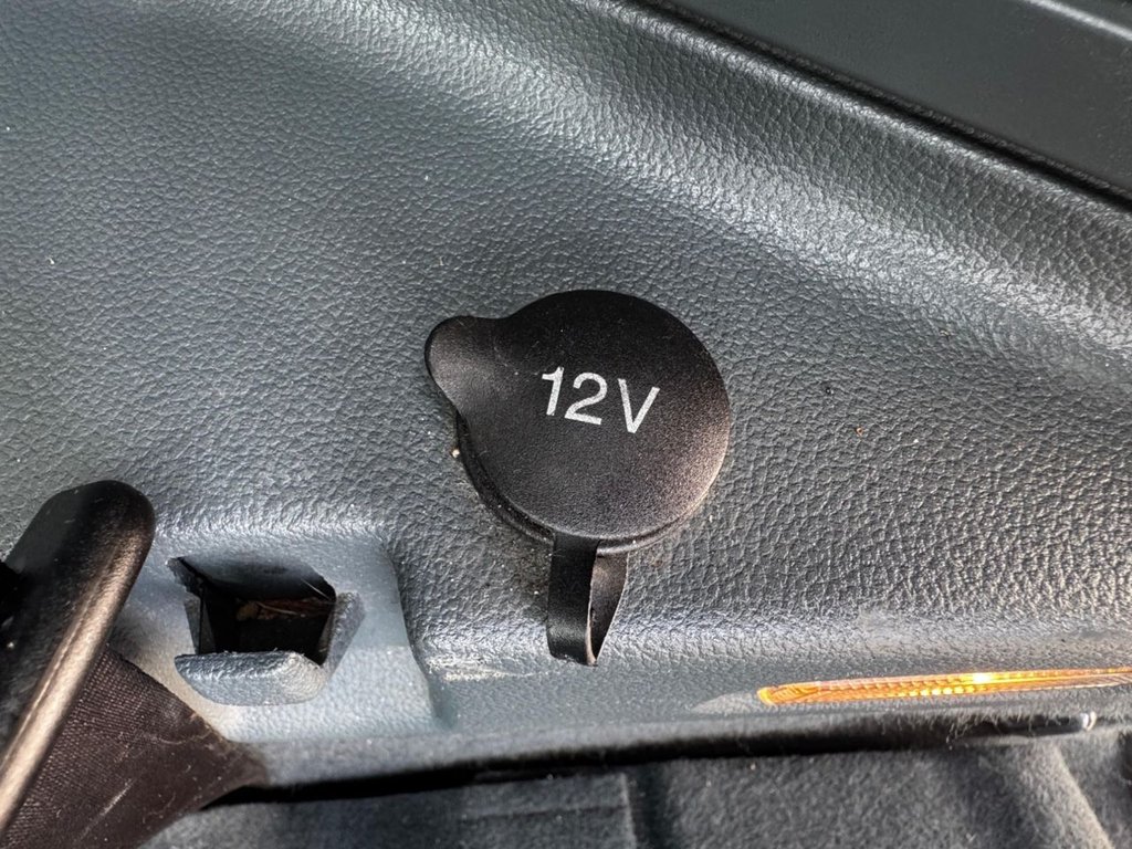 Used Ford Grand C-Max 2012 for sale - 77748761: Photo 11