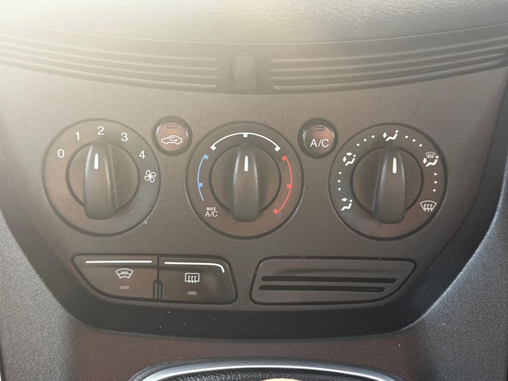 Used Ford Grand C-Max 2012 for sale - 77748761: Photo 23