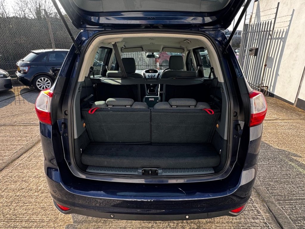 Used Ford Grand C-Max 2012 for sale - 77748761: Photo 6