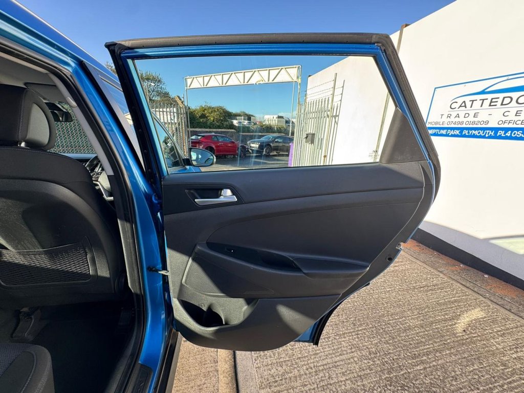 Used Hyundai TUCSON 2015 for sale - 76367840: Photo 12