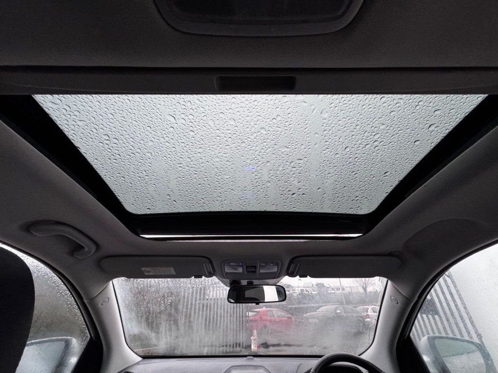 Used Hyundai Ix35 2011 for sale - 76977477: Photo 16