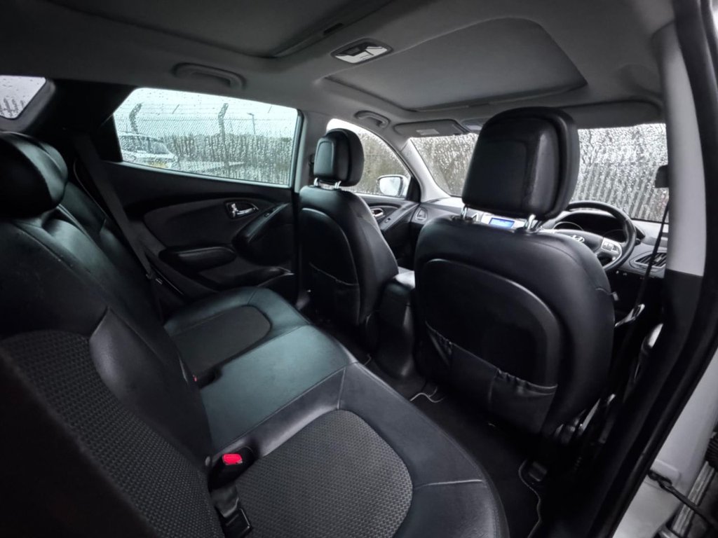 Used Hyundai Ix35 2011 for sale - 76977477: Photo 19