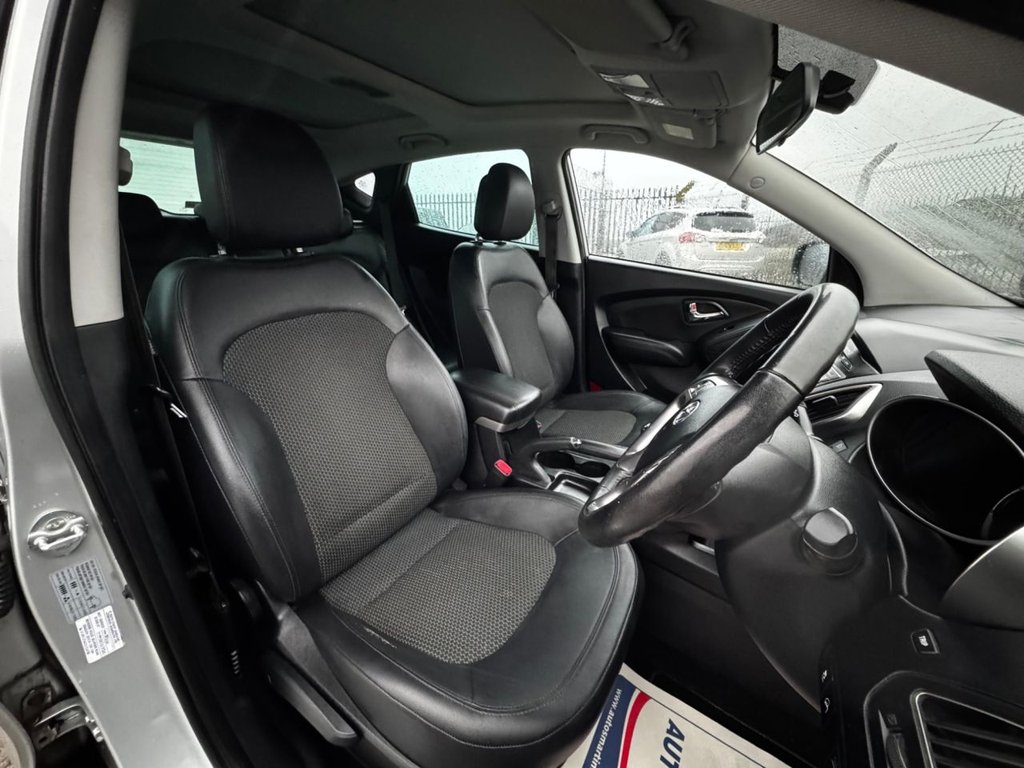 Used Hyundai Ix35 2011 for sale - 76977477: Photo 37