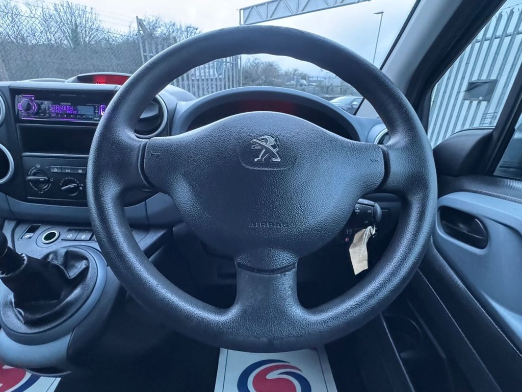 Used Peugeot Partner Tepee 2013 for sale - 77276049: Photo 29