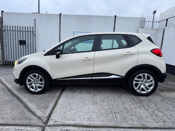 Used Renault Captur 2015 for sale - 77627460: Photo