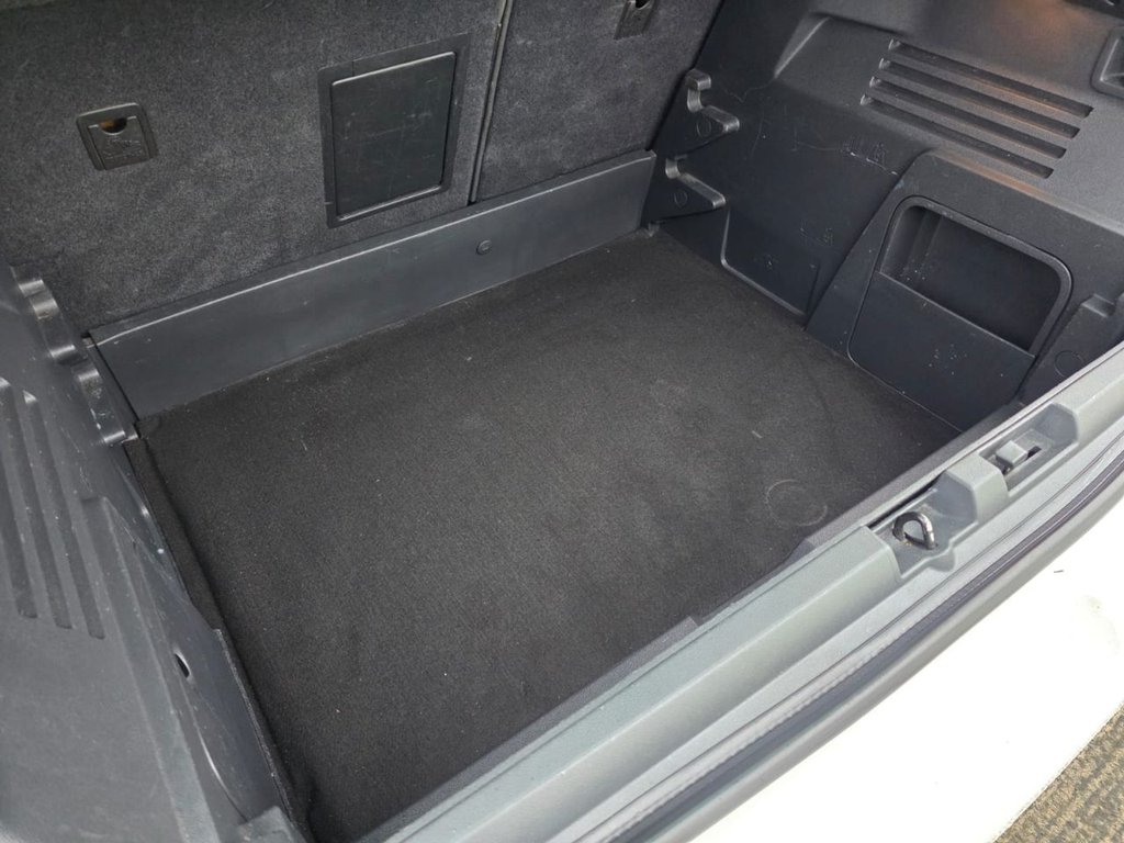 Used Peugeot 3008 2016 for sale - 77680718: Photo 10