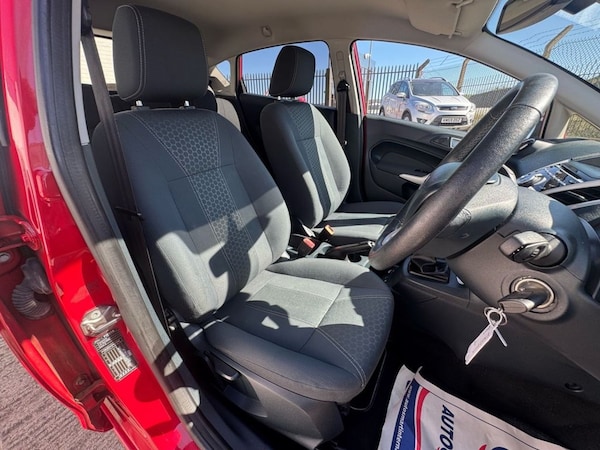 Used Ford Fiesta 2012 for sale - 74345143: Photo 24