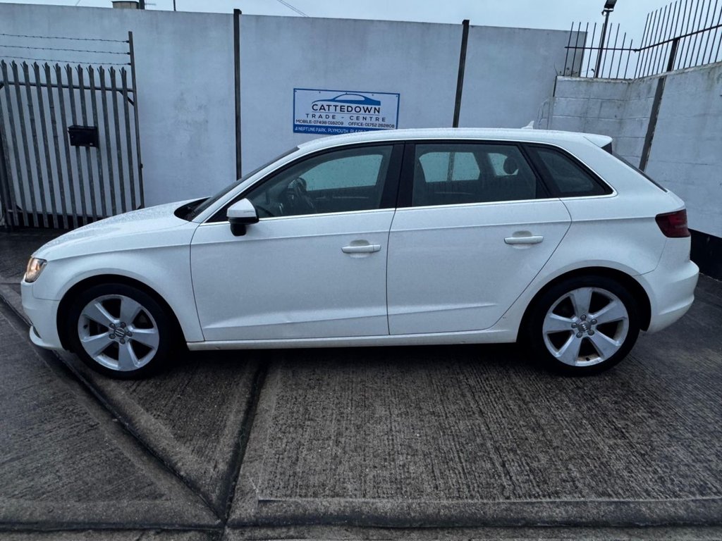 Used Audi A3 2014 for sale - 77609163: Photo 2