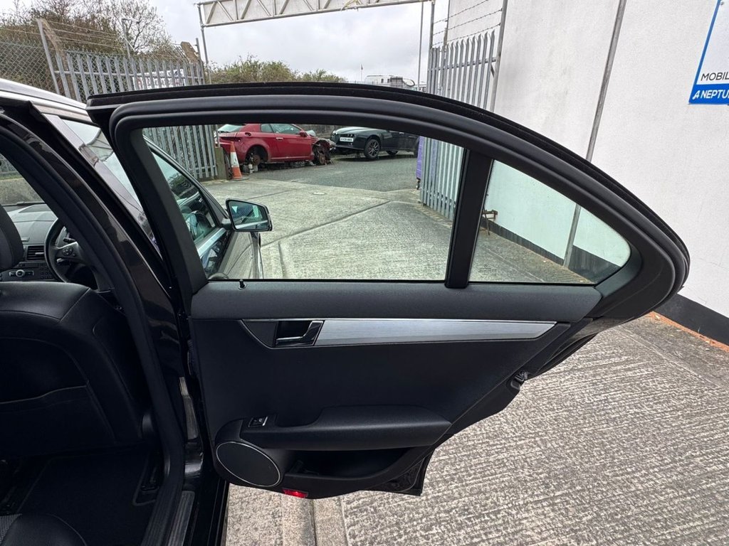 Used Mercedes-Benz C Class 2009 for sale - 77920516: Photo 15