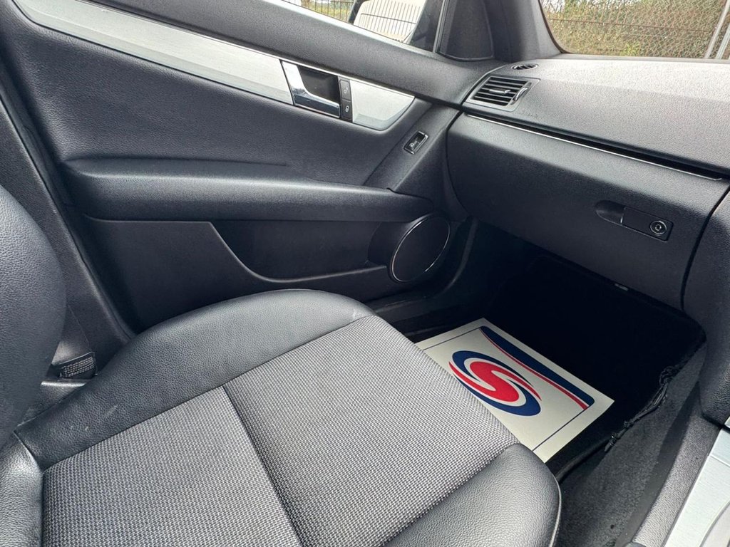 Used Mercedes-Benz C Class 2009 for sale - 77920516: Photo 48