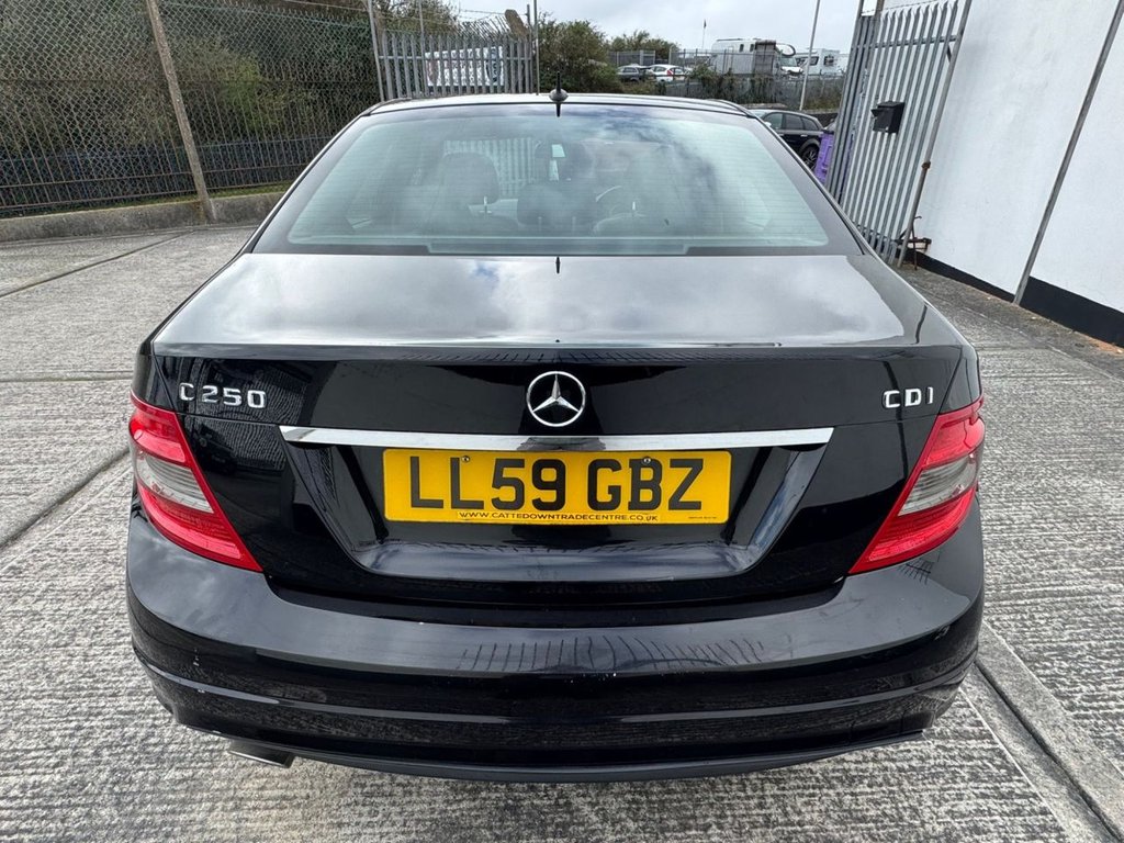 Used Mercedes-Benz C Class 2009 for sale - 77920516: Photo 5