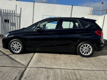 Used BMW 2 Series 2015 for sale - 76356636: Photo