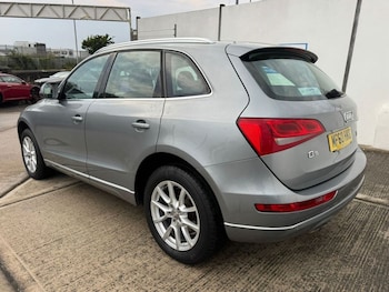 Used Audi Q5 2010 for sale - 75636508: Photo