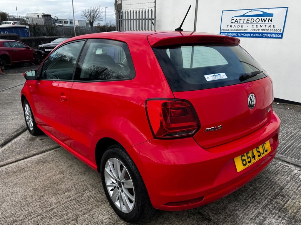 Used Volkswagen Polo 2015 for sale - 77442211: Photo 3