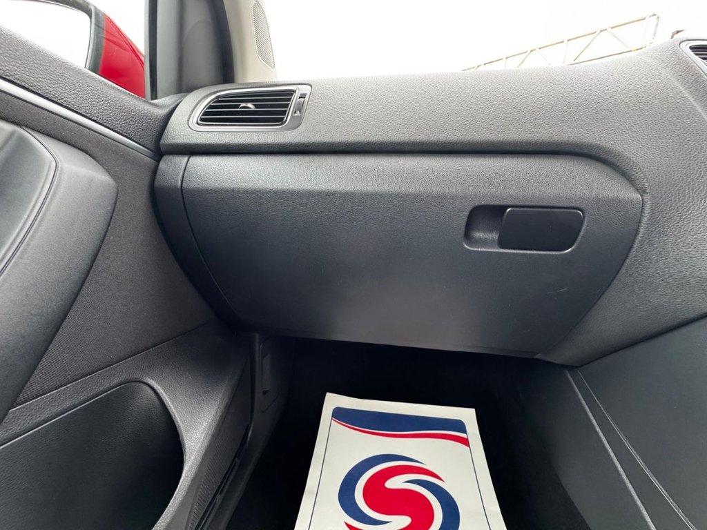 Used Volkswagen Polo 2015 for sale - 77442211: Photo 31