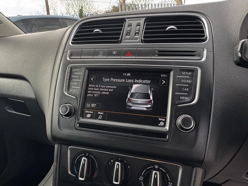 Used Volkswagen Polo 2015 for sale - 77442211: Photo 40