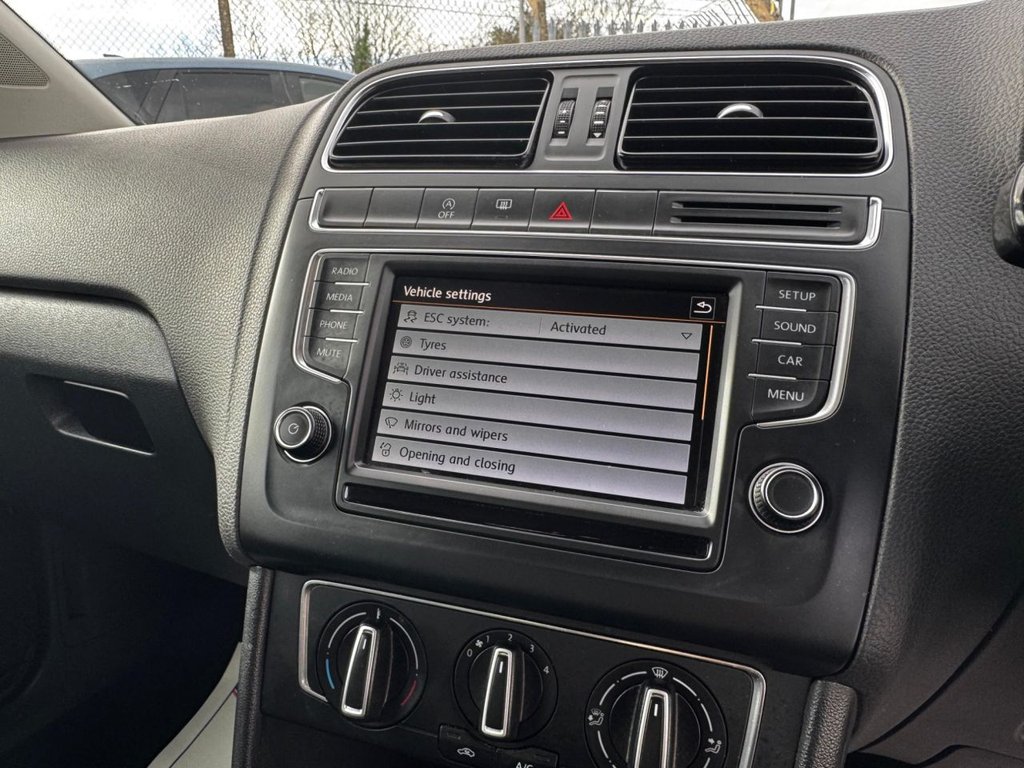 Used Volkswagen Polo 2015 for sale - 77442211: Photo 42