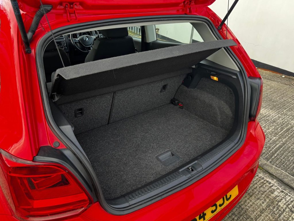 Used Volkswagen Polo 2015 for sale - 77442211: Photo 8