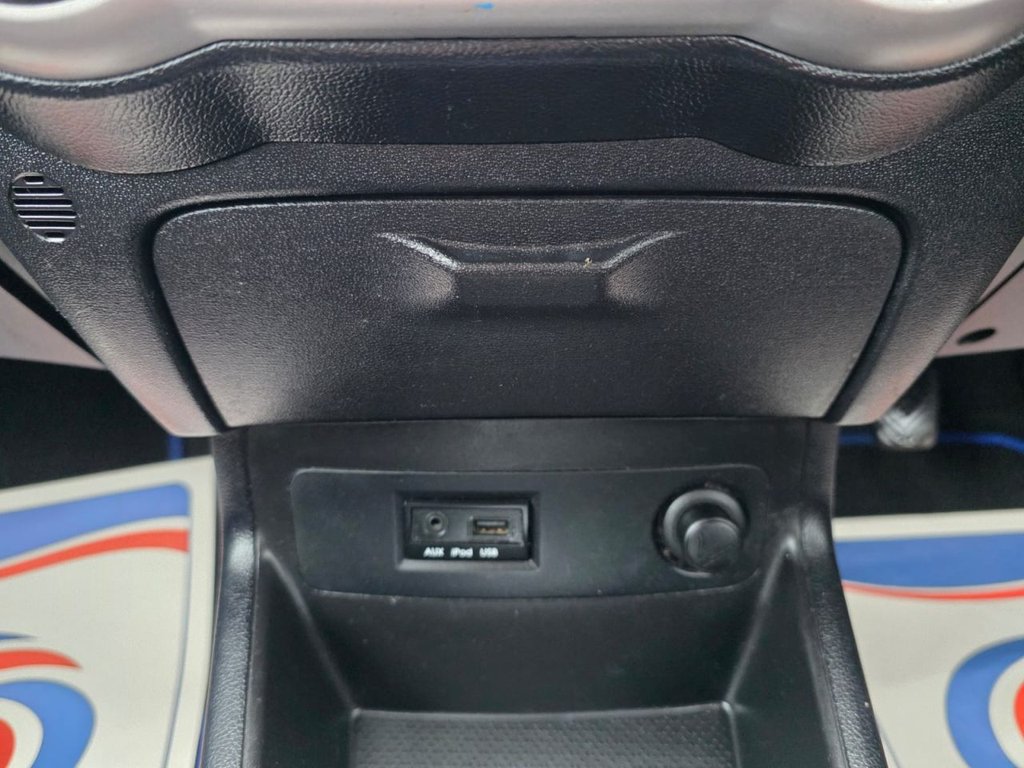 Used Hyundai i20 2010 for sale - 77372879: Photo 32