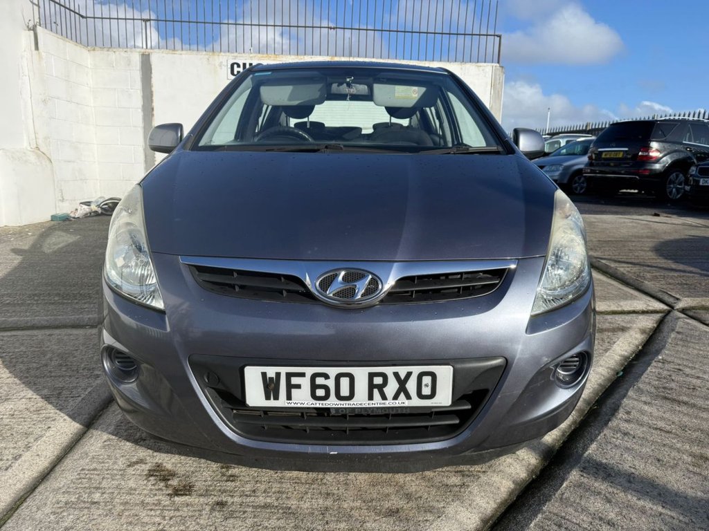 Used Hyundai i20 2010 for sale - 77372879: Photo 8