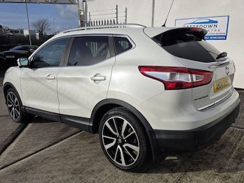 Used Nissan Qashqai 2014 for sale - 76923568: Photo