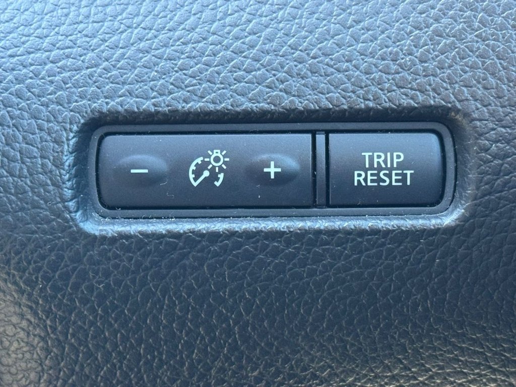 Used Nissan Qashqai 2014 for sale - 76081032: Photo 37