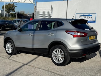 Used Nissan Qashqai 2014 for sale - 76081032: Photo