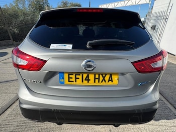 Used Nissan Qashqai 2014 for sale - 76081032: Photo