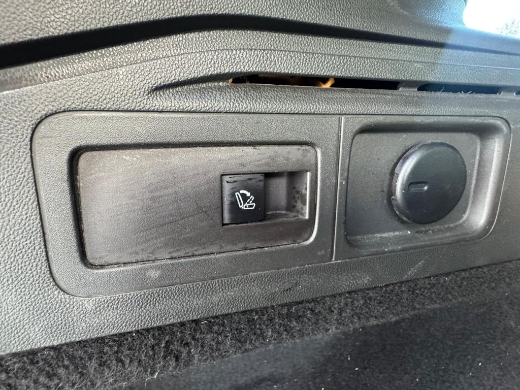 Used Vauxhall Insignia 2018 for sale - 76617834: Photo 10