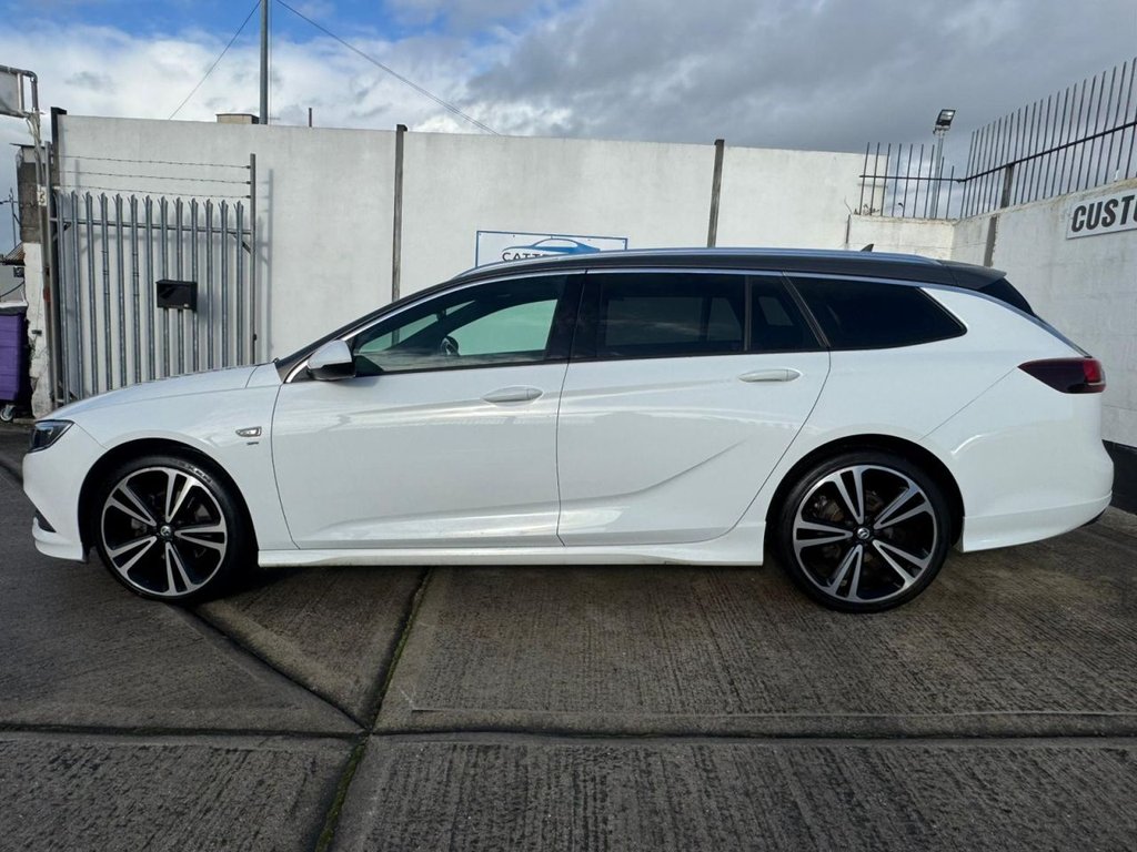 Used Vauxhall Insignia 2018 for sale - 76617834: Photo 2