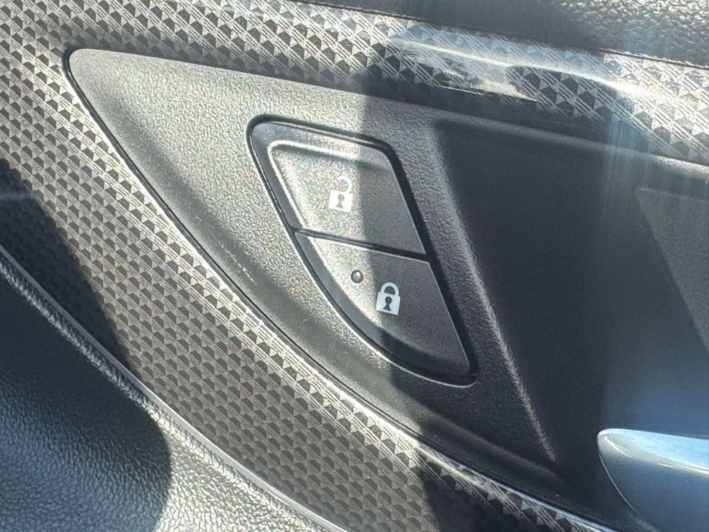 Used Vauxhall Insignia 2018 for sale - 76617834: Photo 44