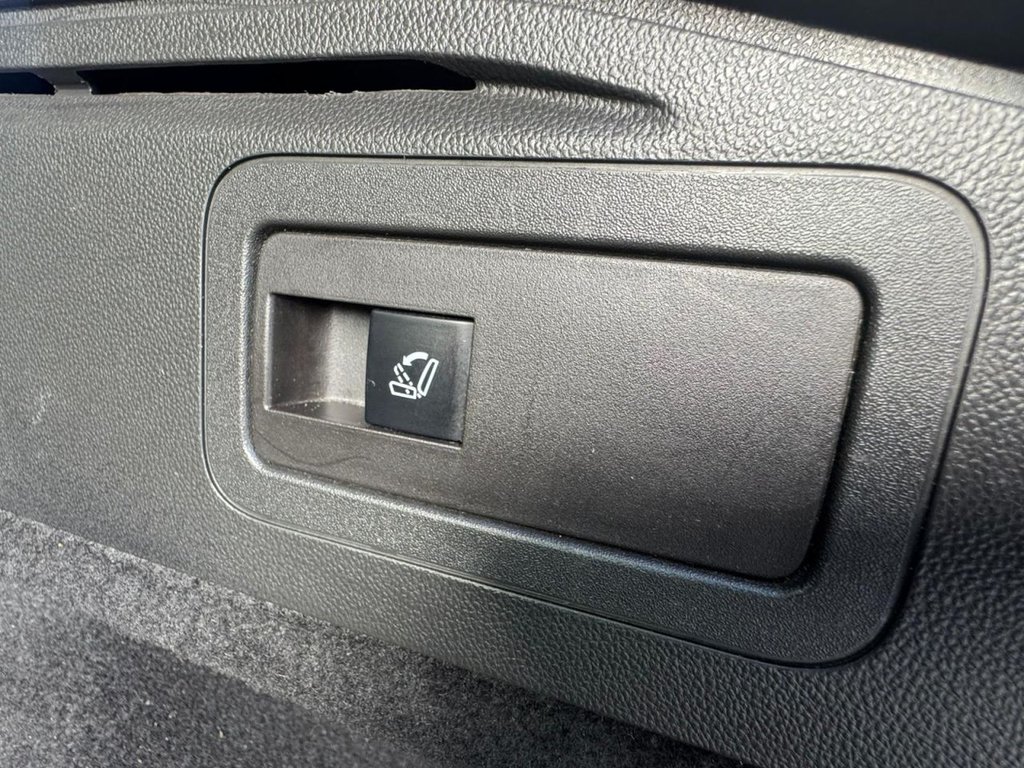 Used Vauxhall Insignia 2018 for sale - 76617834: Photo 9