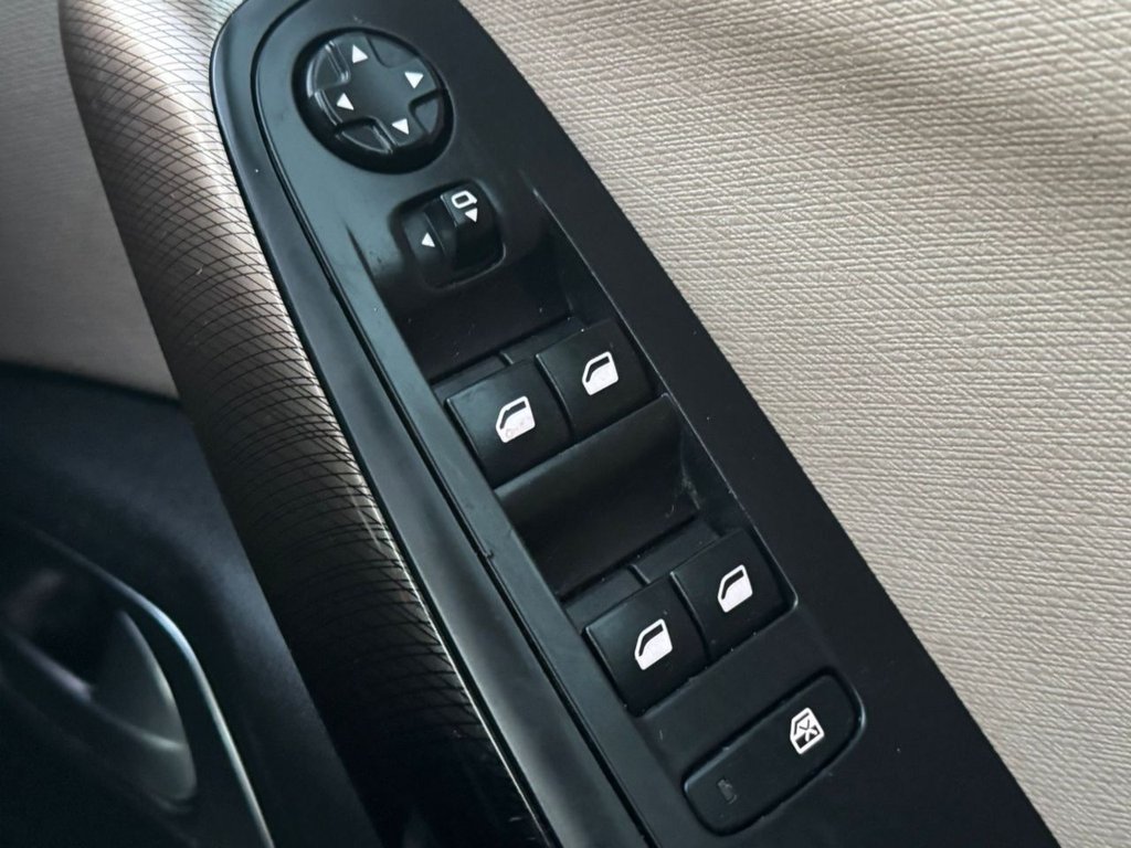 Used Citroen C4 Grand Picasso 2014 for sale - 76711193: Photo 38