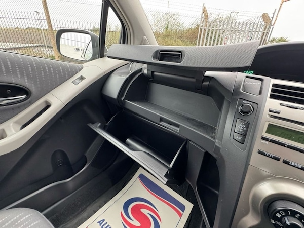 Used Toyota Yaris 2009 for sale - 74169568: Photo 31