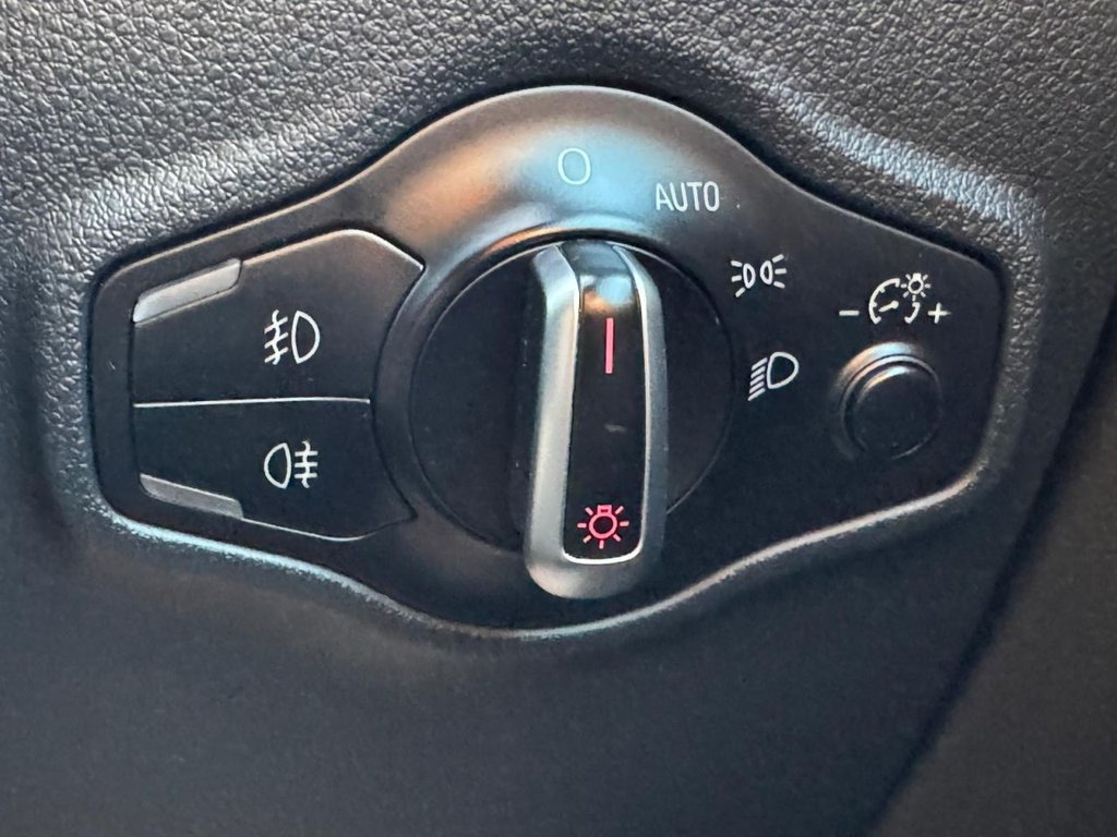 Used Audi Q5 2010 for sale - 78123991: Photo 40